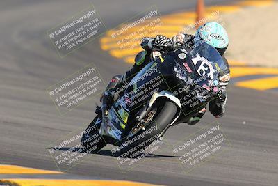 media/Oct-29-2022-CVMA (Sat) [[14c0aa3b66]]/Race 4 500 Supersport-350 Supersport/